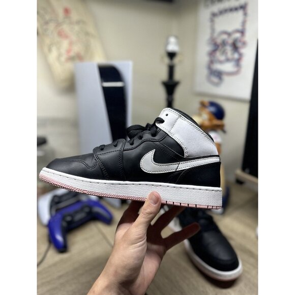 Nike Air Jordan 1 Mid GS 'Arctic Punch' 2020 555112-061 Size 6Y Women’s 7.5 - Picture 4 of 7